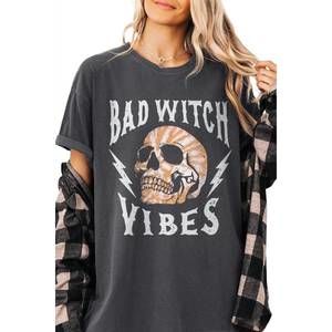 NEW COMFORT COLORS bad witch vibes t-shirt in pepper